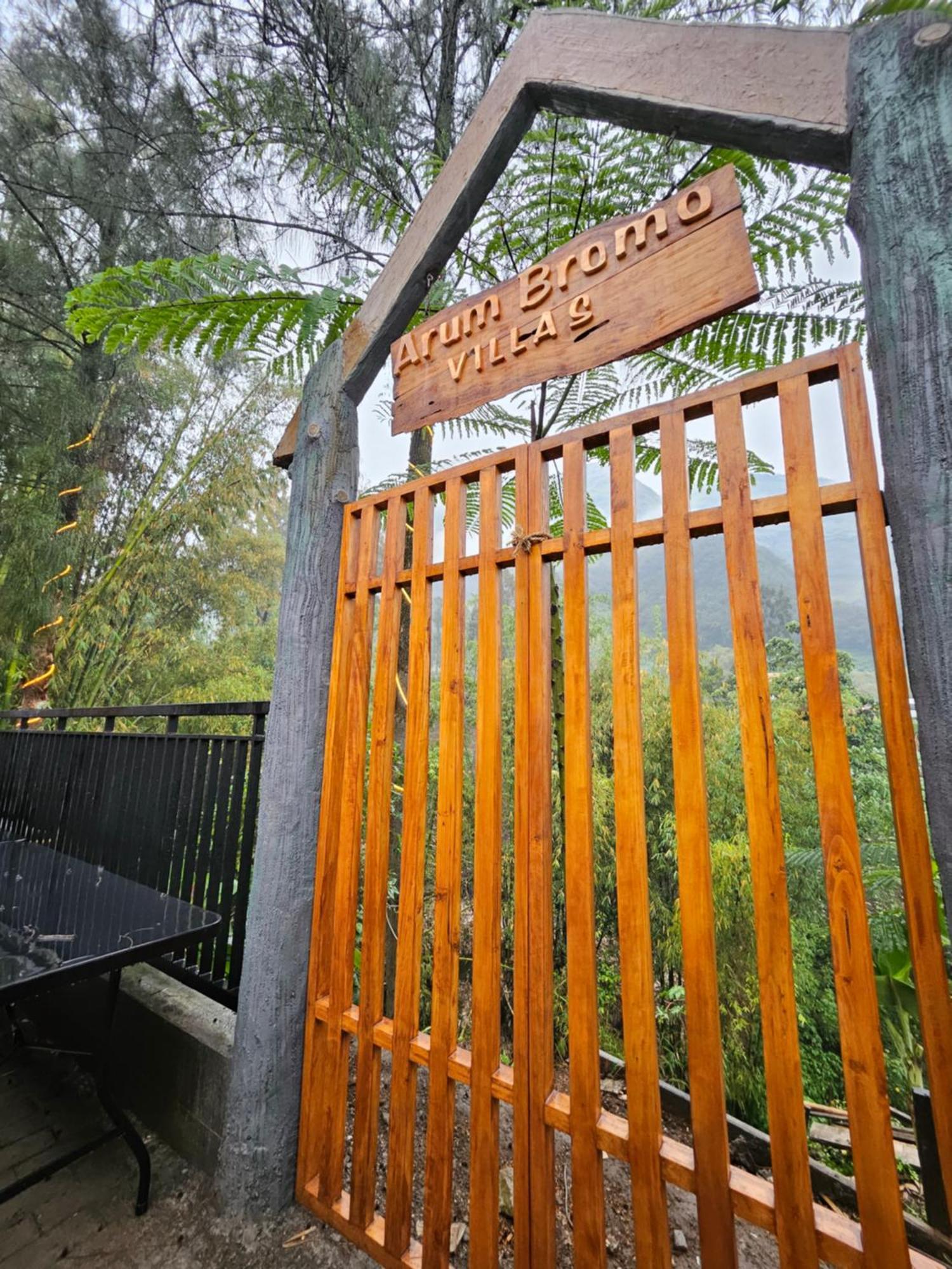 Arum Bromo Villas Ngadisari Экстерьер фото
